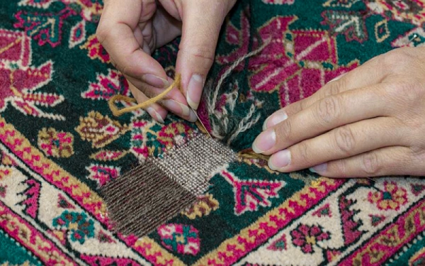 از بین بردن لکه زرد سوختگی فرش