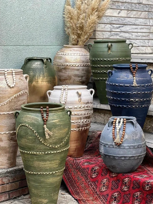 گلدان سفالی بلند و بزرگ