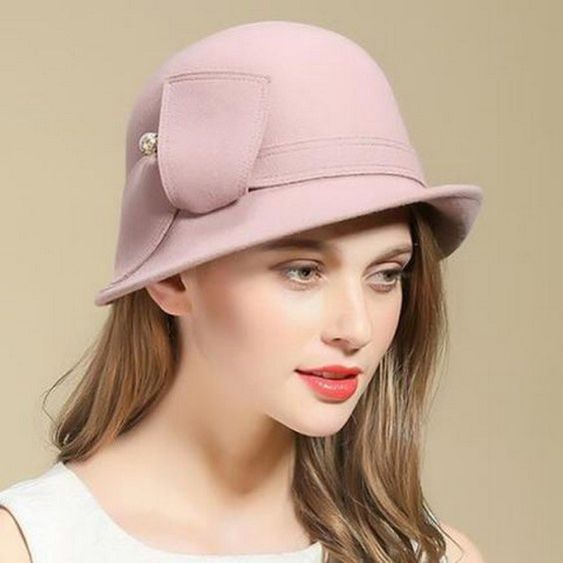 مدل کلاه بافتنی دخترانه  مناسب فرم صورت مستطیلی یا کشیده