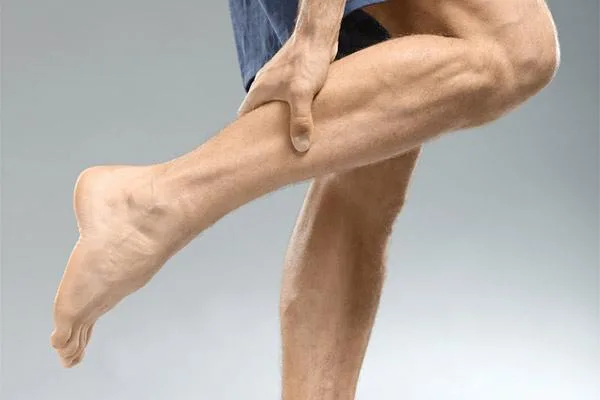 کمبود کدام ویتامین باعث درد ساق پا میشود؟ برای تقویت ساق پا چه بخوریم؟ 5 برای تقویت ساق پا؛ این خوراکیها را در رژیم غذایی خود داشته باشید!